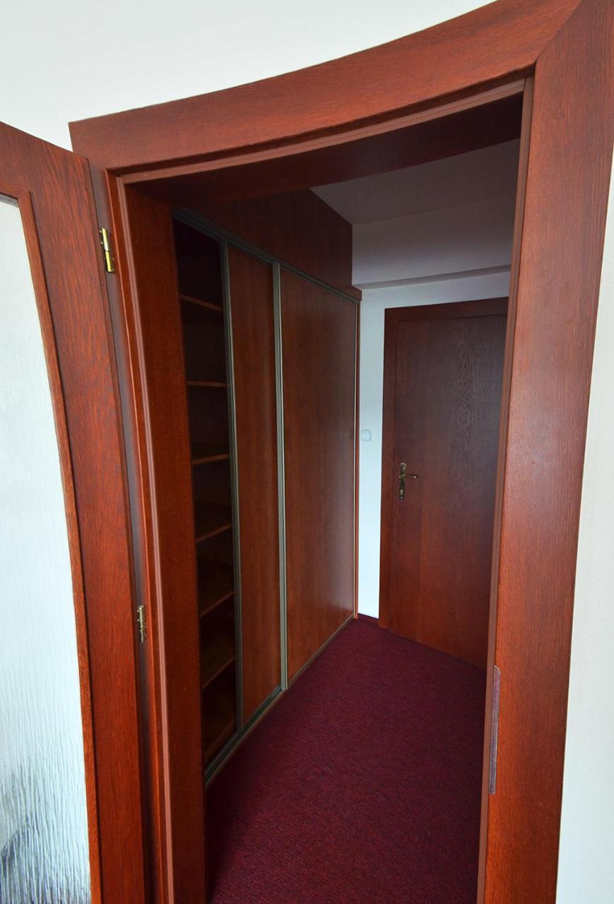 Hotel Lesana Стара Лесна Екстер'єр фото