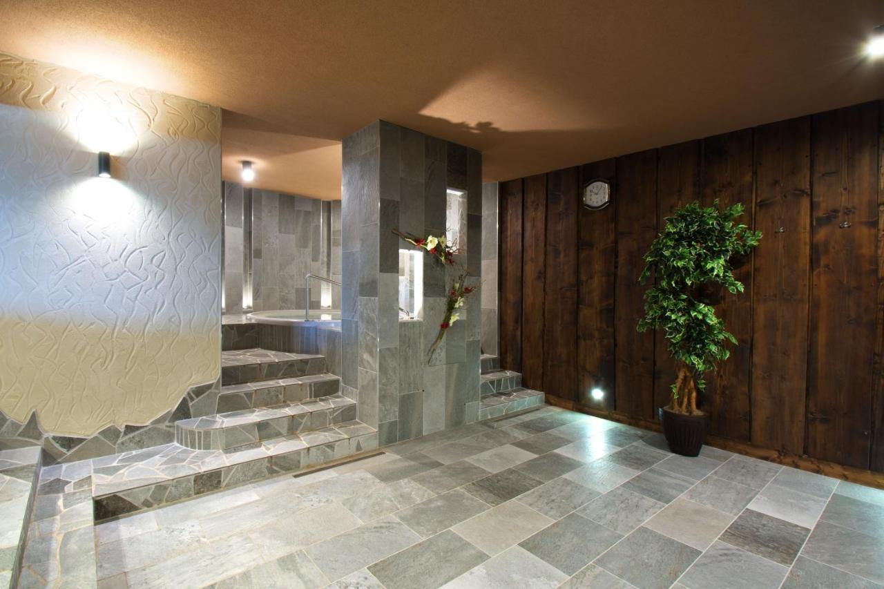 Hotel Lesana Стара Лесна Екстер'єр фото