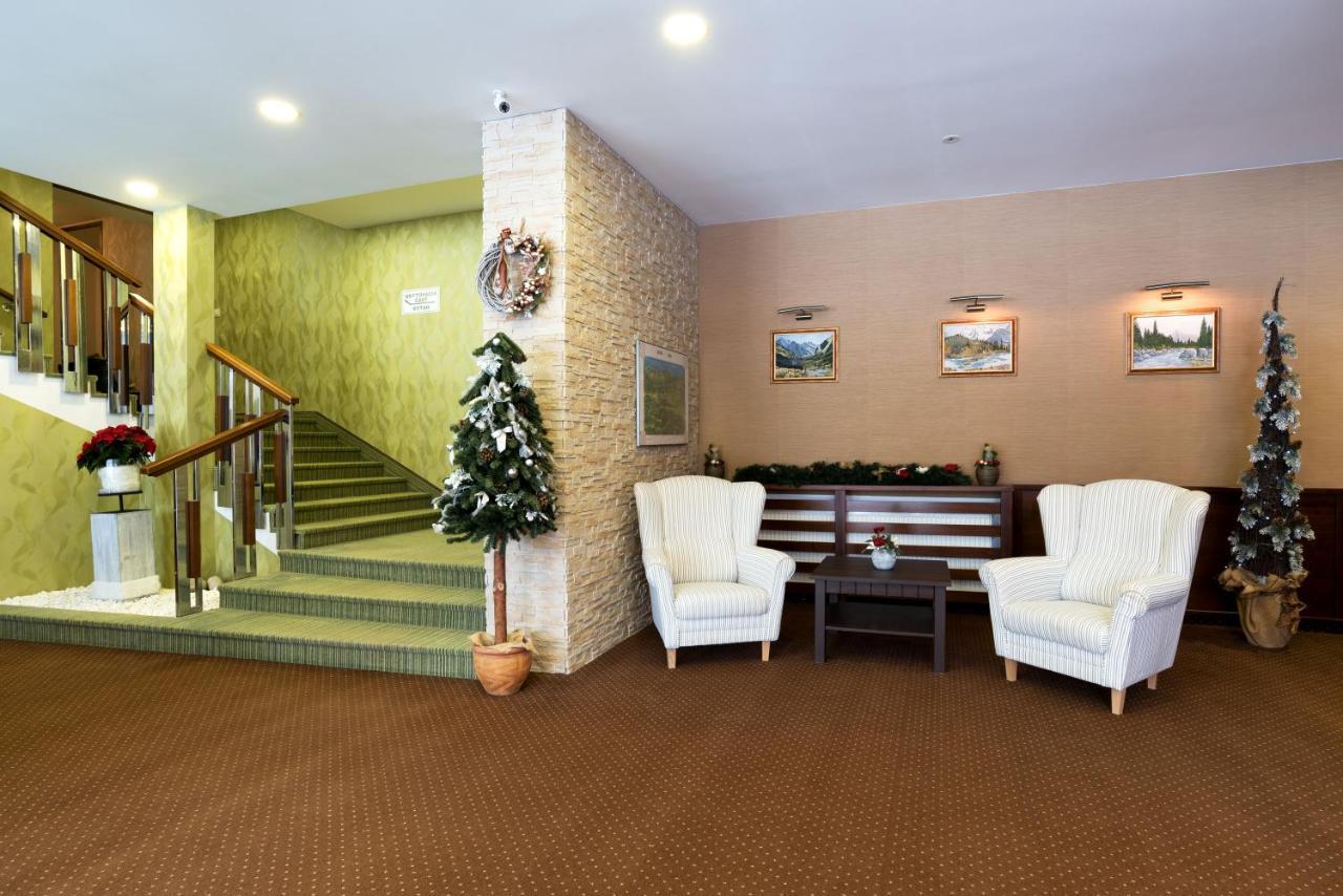 Hotel Lesana Стара Лесна Екстер'єр фото