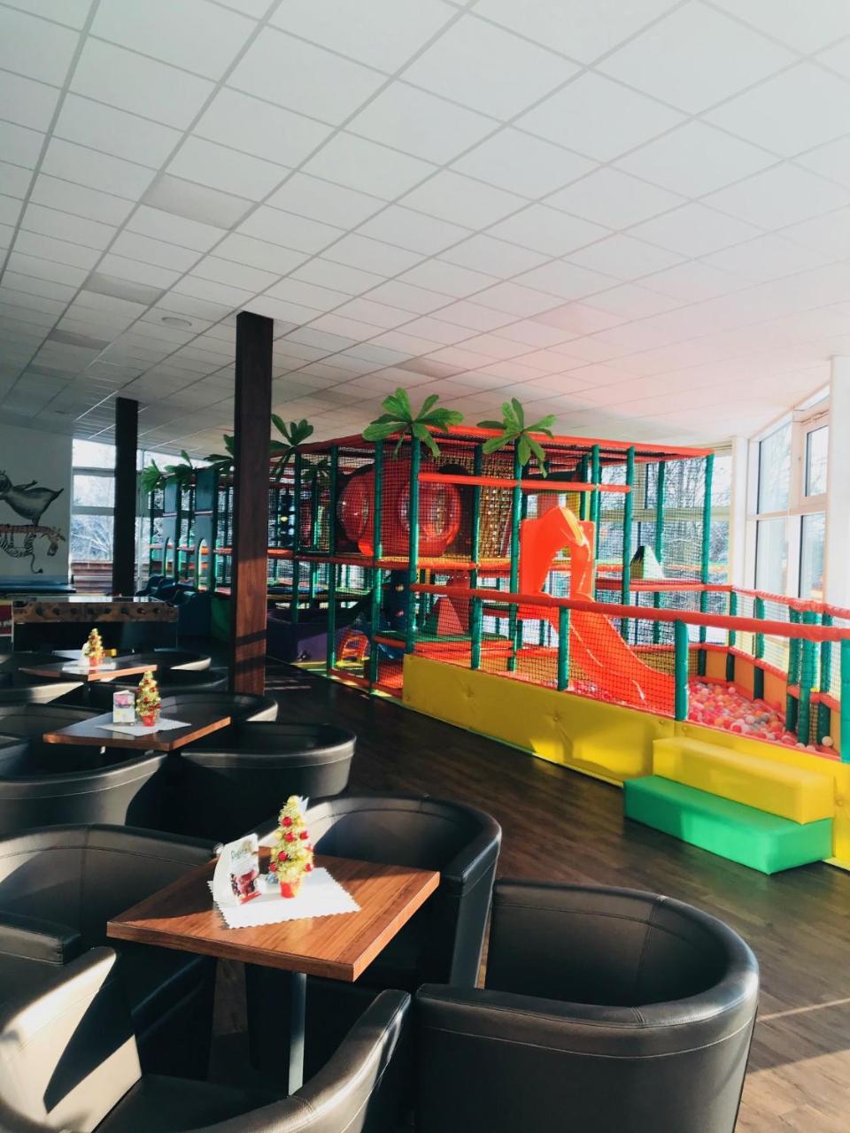 Hotel Lesana Стара Лесна Екстер'єр фото